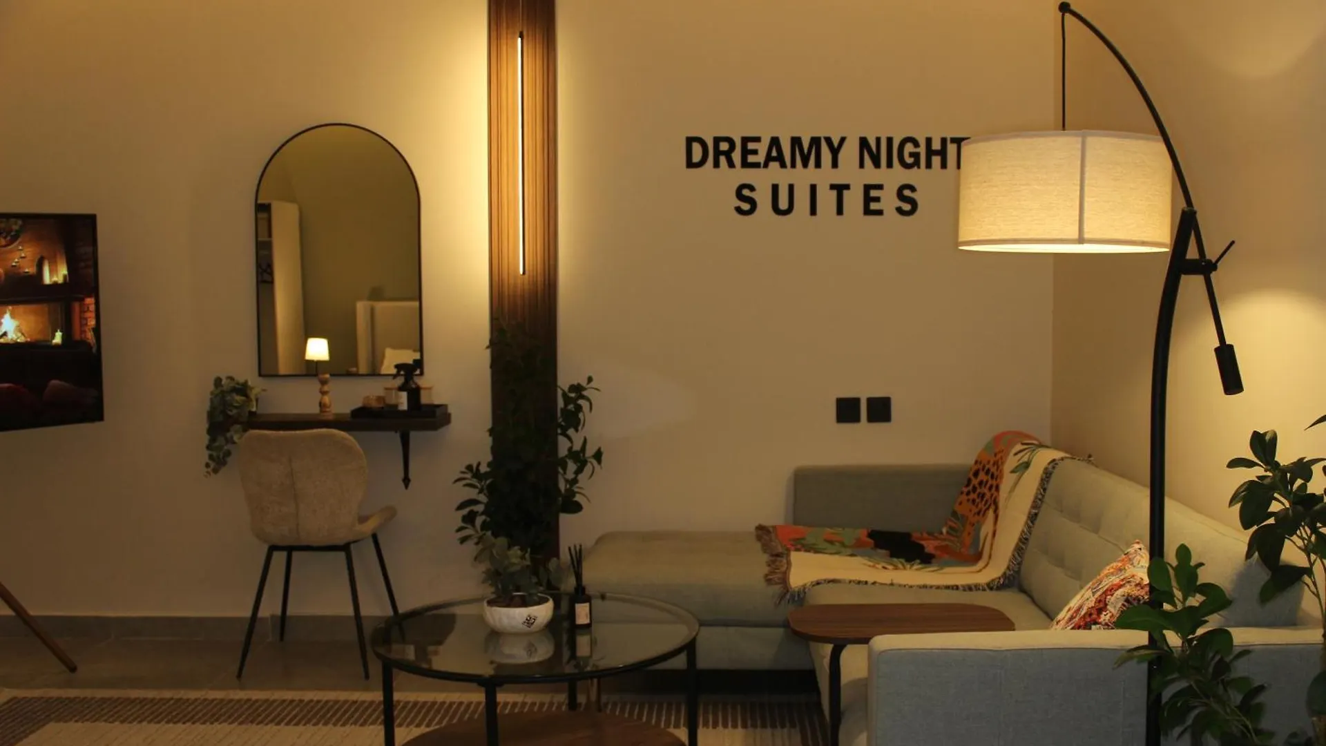 استديو انيق بدخول ذاتي - بجانب غرناطه مول Apartment Riyadh