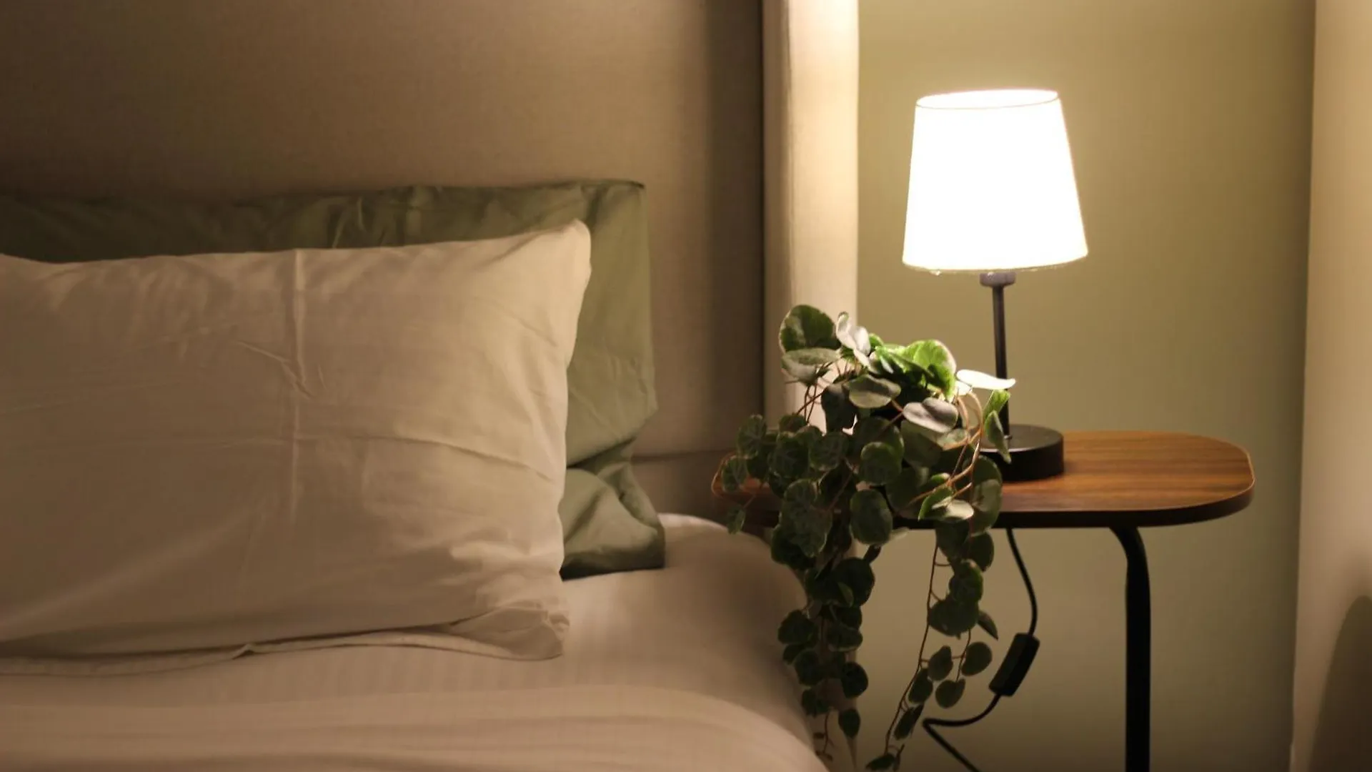 استديو انيق بدخول ذاتي - بجانب غرناطه مول Apartment Riyadh
